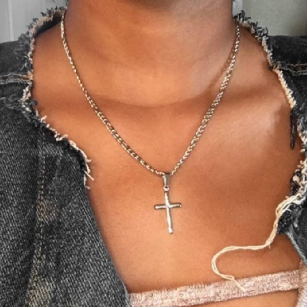 Cross Chain - Picture 2 of 2